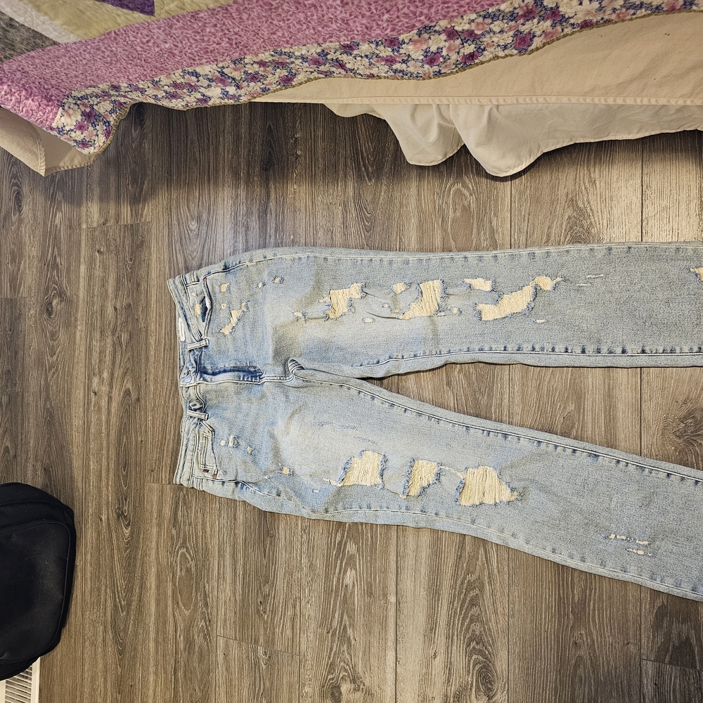 Distressed Light Blue Jeans